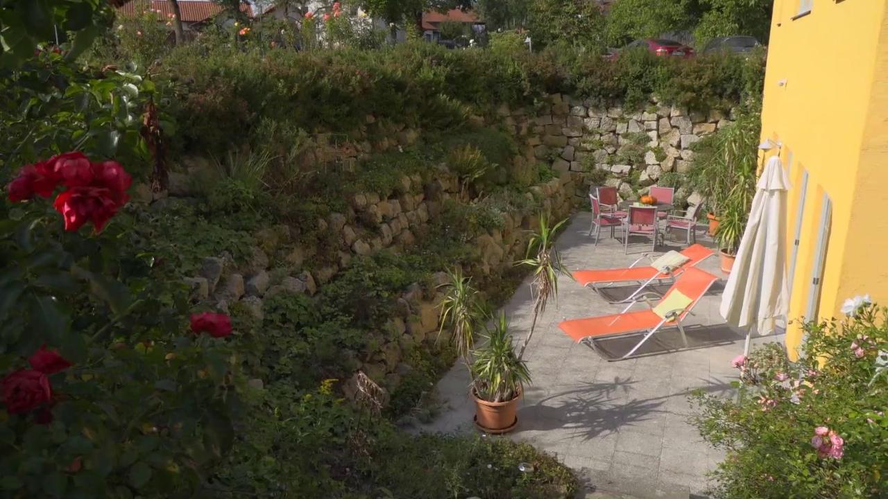 Larenzen Hotel